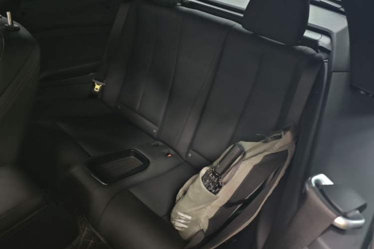 Used BMW 2 Series 2018 220i Convertible Coupe Sports Design Package Left Rear Seat
