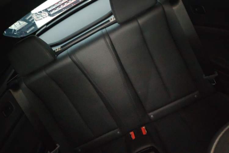 Used BMW 2 Series 2018 220i Convertible Coupe Sports Design Package Left Rear Seat