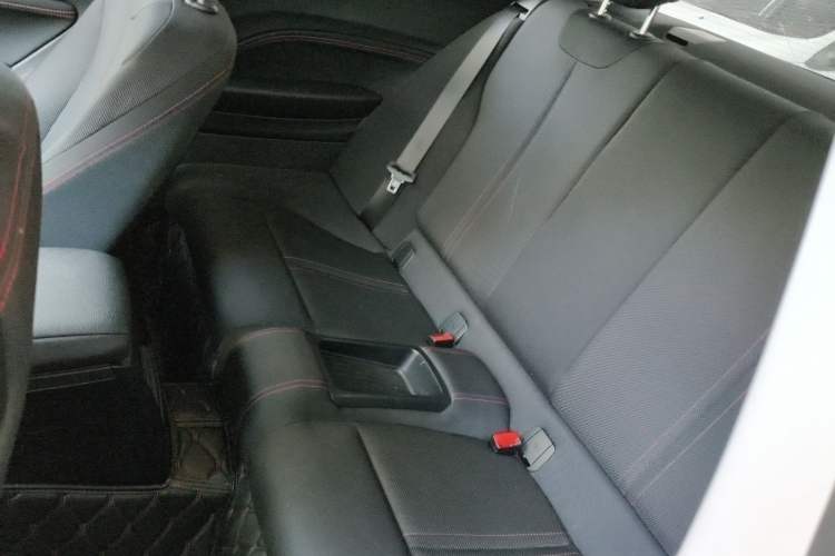 Used BMW 2 Series 2018 220i Sport Design Package Left Rear Seat
