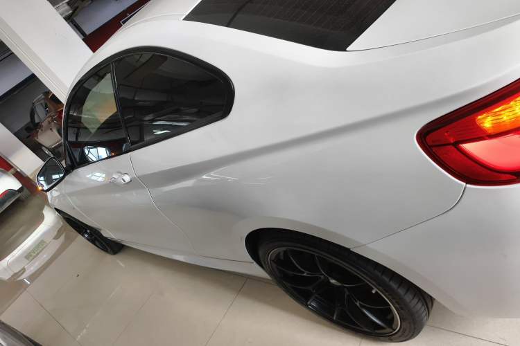 Used BMW 2 Series 2018 225i M Sport Left Side