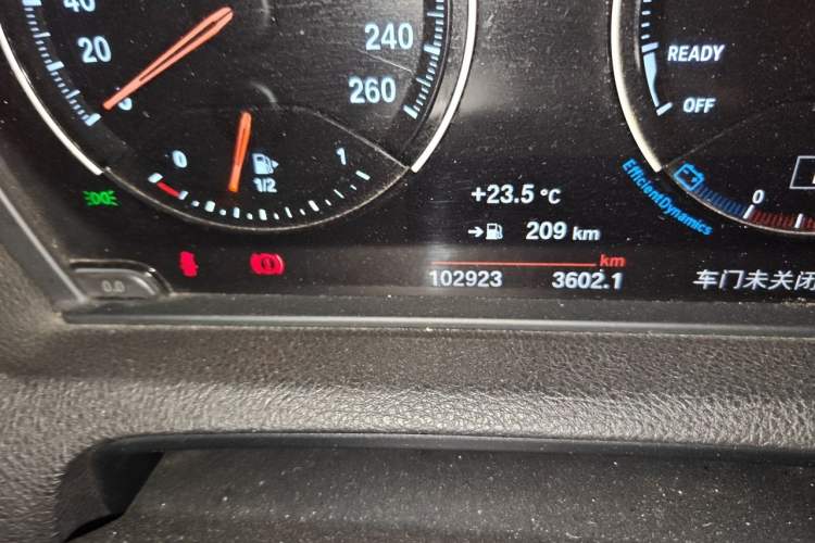 Used BMW 2 Series 2018 220i Convertible Coupe Sports Design Package Odometer Close Up