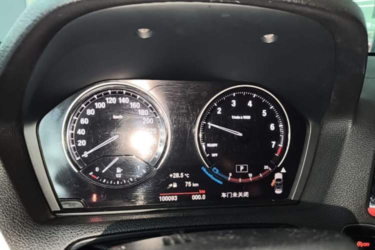 Used BMW 2 Series 2018 220i Convertible Coupe Sports Design Package Odometer Close Up