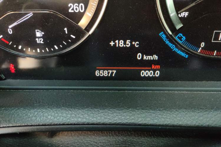 Used BMW 2 Series 2018 220i Sport Design Package Odometer Close Up