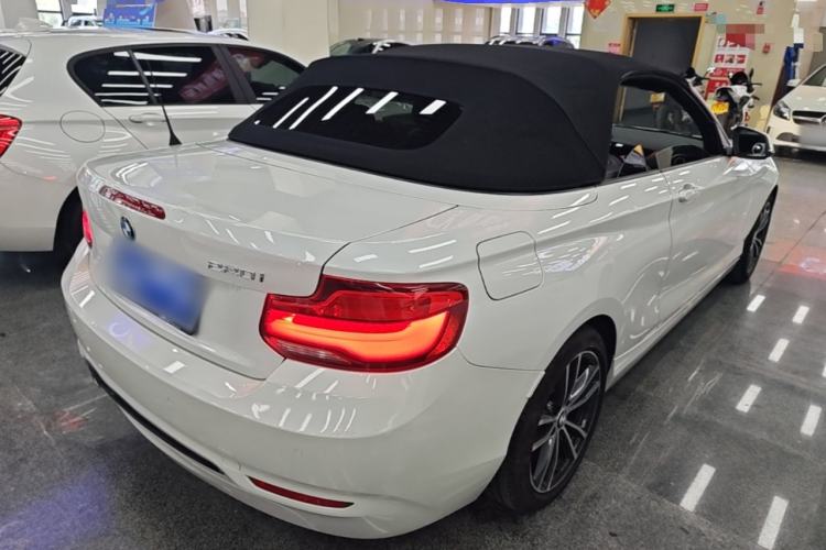 Used BMW 2 Series 2018 220i Convertible Coupe Sports Design Package Rear Right 45 Deg