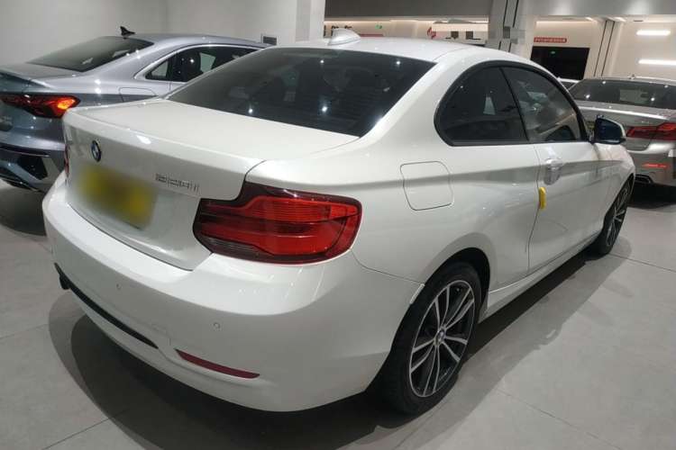 Used BMW 2 Series 2018 220i Sport Design Package Rear Right 45 Deg
