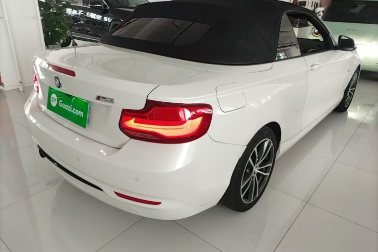 Used BMW 2 Series 2018 220i Convertible Coupe Sports Design Package Rear Right 45 Deg