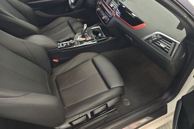 Used BMW 2 Series 2018 220i Convertible Coupe Sports Design Package Right Front Seat