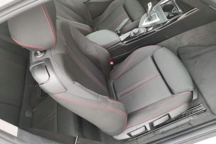 Used BMW 2 Series 2018 220i Sport Design Package Right Front Seat