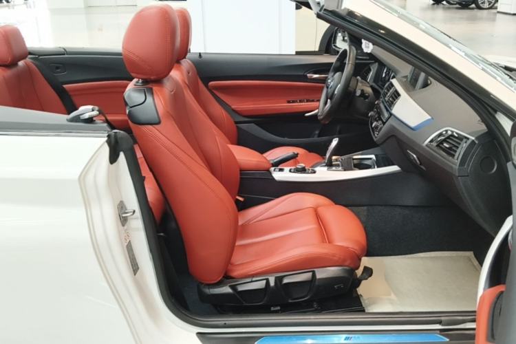 Used BMW 2 Series 2018 225i Convertible Coupe M Sport Edition Right Front Seat