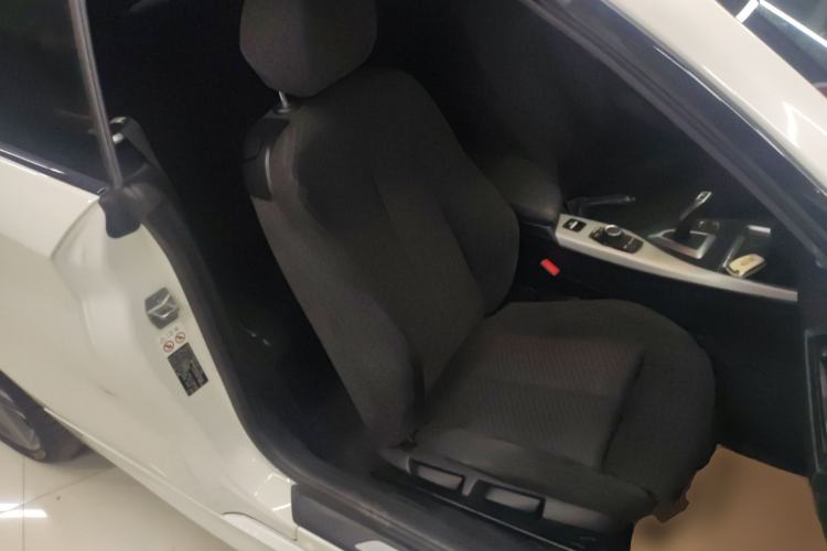 Used BMW 2 Series 2018 225i Convertible Coupe M Sport Edition Right Front Seat