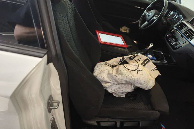 Used BMW 2 Series 2018 225i M Sport Right Front Seat