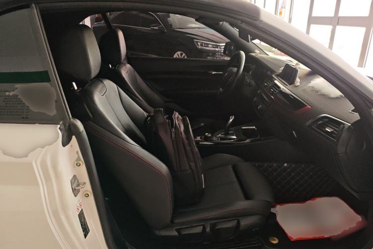 Used BMW 2 Series 2018 220i Convertible Coupe Sports Design Package Right Front Seat