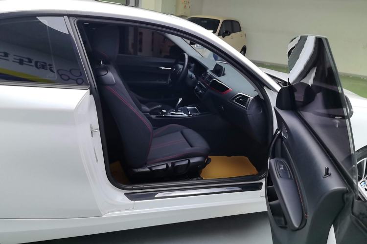 Used BMW 2 Series 2018 220i Sport Design Package Right Front Seat