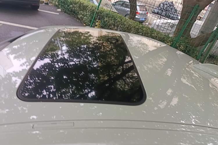 Used BMW 2 Series 2018 220i Sport Design Package Roof