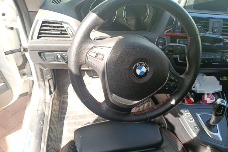 Used BMW 2 Series 2018 220i Sport Design Package Steering Wheel