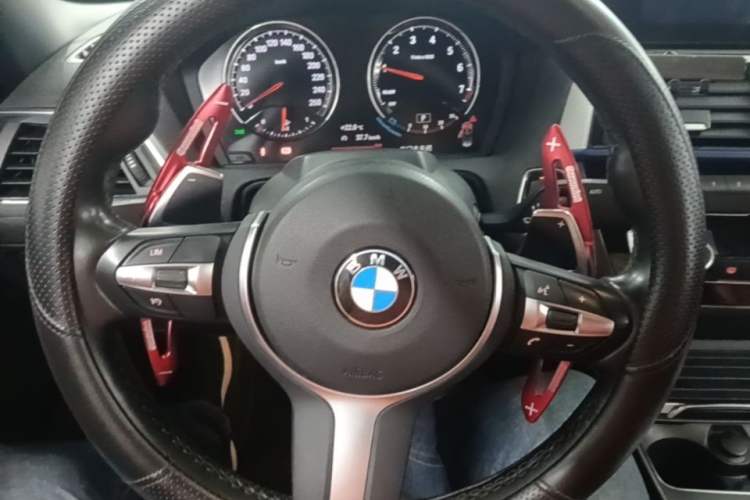 Used BMW 2 Series 2018 225i Convertible Coupe Luxury Model M Sport Package Steering Wheel