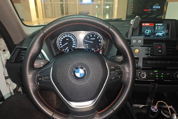 Used BMW 2 Series 2018 220i Sport Design Package Steering Wheel