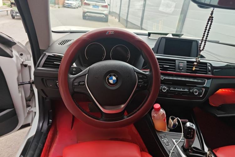 Used BMW 2 Series 2018 220i Sport Design Package Steering Wheel