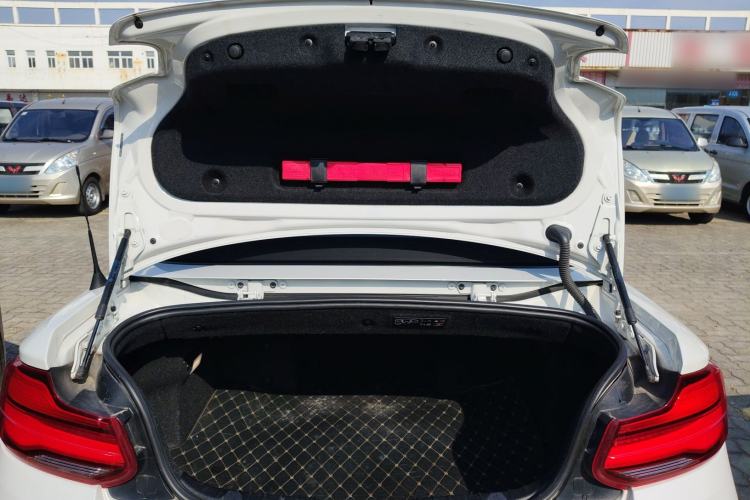 Used BMW 2 Series 2018 220i Convertible Coupe Sports Design Package Trunk