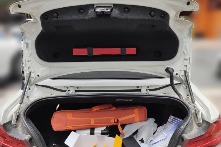 Used BMW 2 Series 2018 220i Convertible Coupe Sports Design Package Trunk