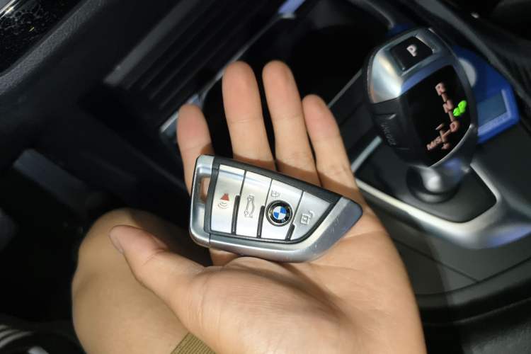 Used BMW 2 Series 2018 225i M Sport Vehicle Key