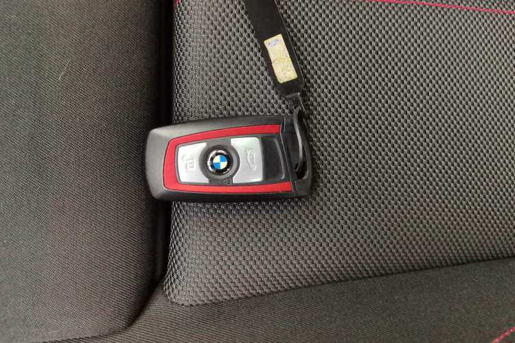 Used BMW 2 Series 2018 220i Sport Design Package Vehicle Key