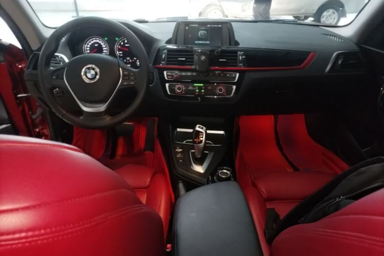 Used BMW 2 Series 2018 220i Sport Design Package Center Console