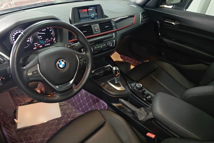 Used BMW 2 Series 2018 220i Convertible Coupe Sports Design Package Center Console