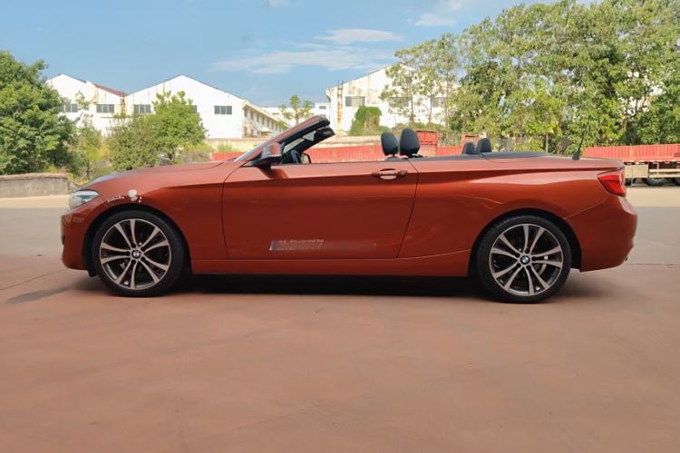 Used BMW 2 Series 2018 220i Convertible Coupe Sports Design Package Exterior 2