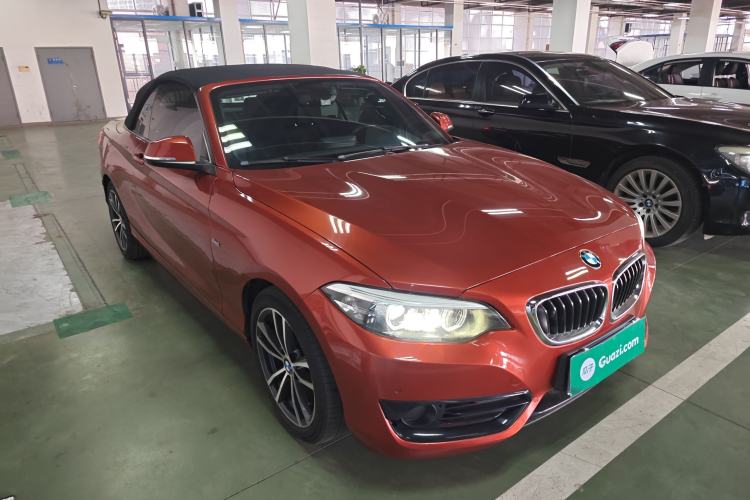 Used BMW 2 Series 2018 220i Convertible Coupe Sports Design Package Front Right 45 Deg