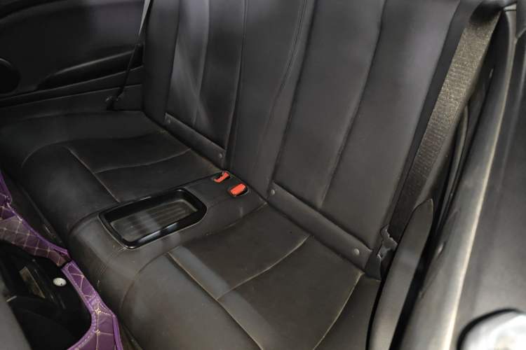 Used BMW 2 Series 2018 220i Convertible Coupe Sports Design Package Left Rear Seat