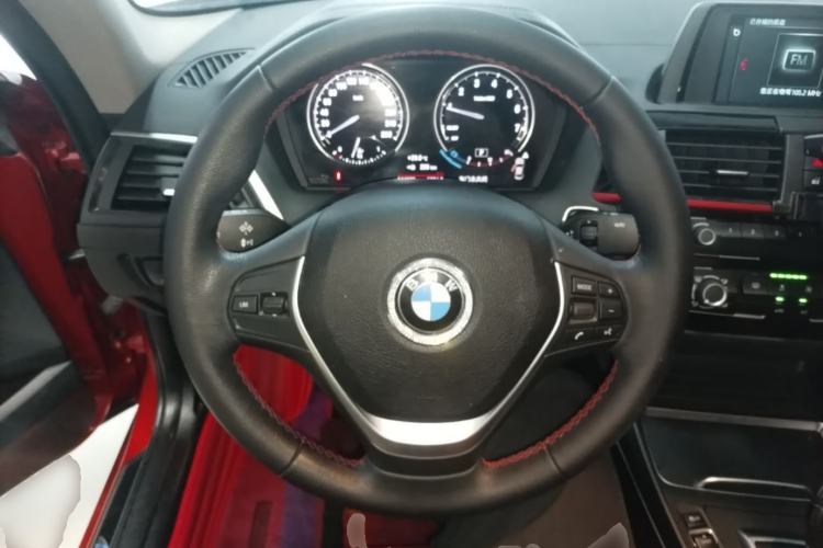 Used BMW 2 Series 2018 220i Sport Design Package Steering Wheel