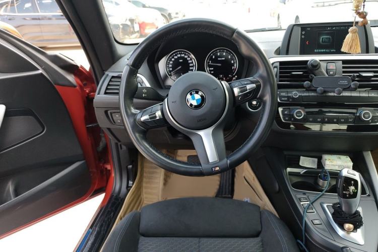 Used BMW 2 Series 2018 225i M Sport Steering Wheel