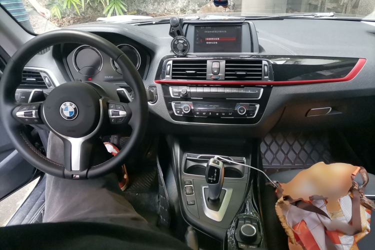 Used BMW 2 Series 2019 225i Sport Design Package Center Console