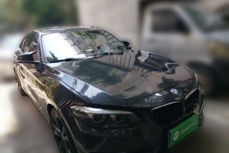 Used BMW 2 Series 2019 225i Sport Design Package Front Right 45 Deg
