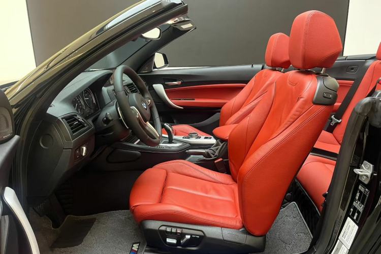 Used BMW 2 Series 2019 225i Convertible Coupe Luxury Edition M Sport Package Interior 4