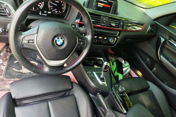 Used BMW 2 Series 2019 225i Sport Design Package Center Console