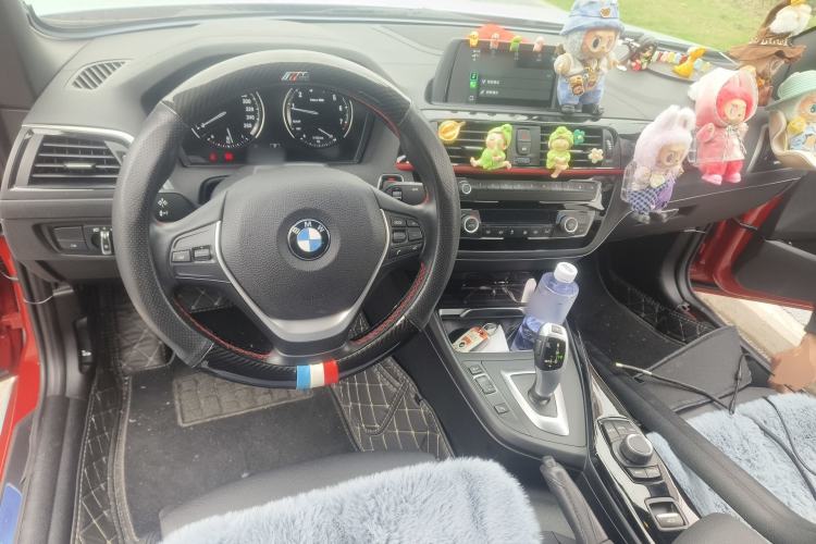 Used BMW 2 Series 2019 225i Convertible Coupe Sports Design Package Center Console