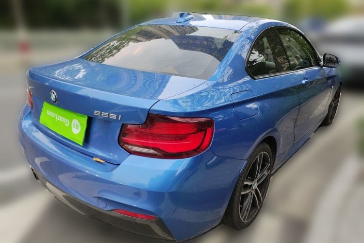 Used BMW 2 Series 2019 225i Luxury Model with M Sport Package Exterior 5