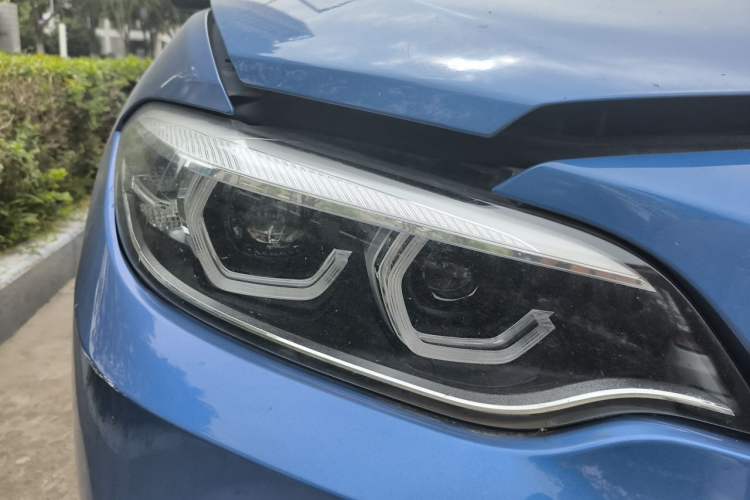 Used BMW 2 Series 2019 225i Convertible Coupe Luxury Edition M Sport Package Right Front Headlight