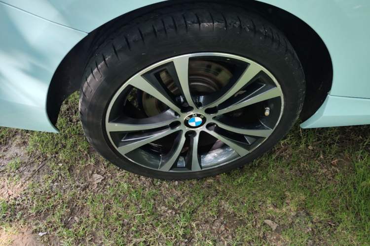 Used BMW 2 Series 2019 225i Sport Design Package Right Rear Wheel Hub