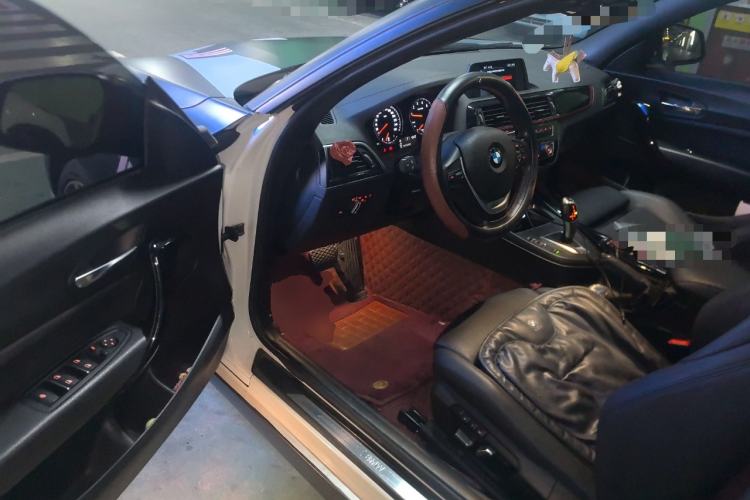 Used BMW 2 Series 2019 225i Convertible Coupe Sports Design Package Driver Seat