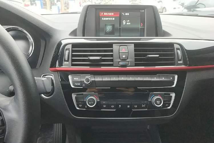 Used BMW 2 Series 2019 225i Convertible Coupe Sports Design Package Audio And AC Panel