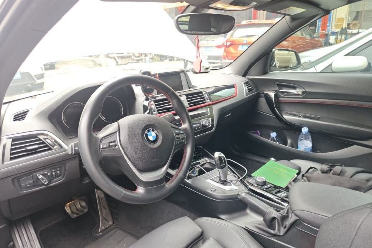 Used BMW 2 Series 2019 225i Convertible Coupe Sports Design Package Center Console