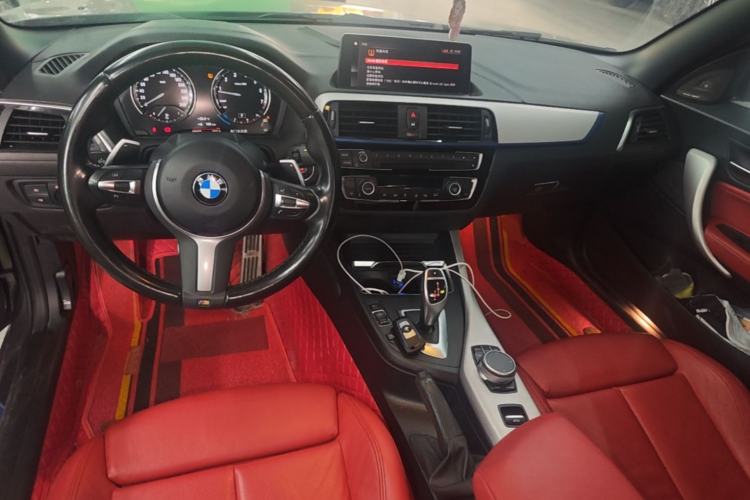 Used BMW 2 Series 2019 225i Convertible Coupe Luxury Edition M Sport Package Center Console