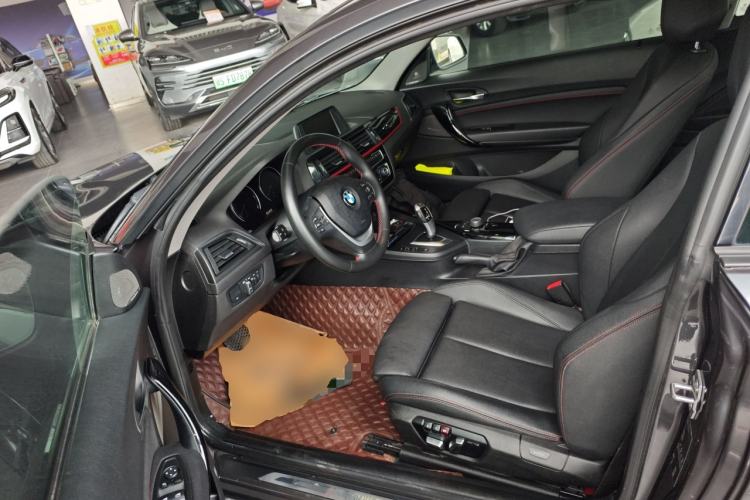 Used BMW 2 Series 2019 225i Sport Design Package Driver Seat