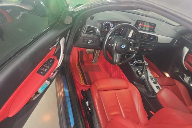 Used BMW 2 Series 2019 225i Convertible Coupe Luxury Edition M Sport Package Driver Seat