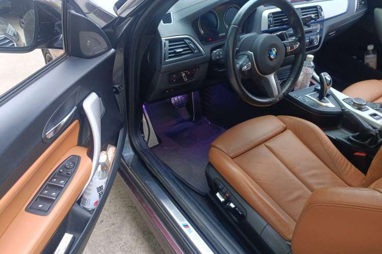 Used BMW 2 Series 2019 225i Convertible Coupe Luxury Edition M Sport Package Driver Seat