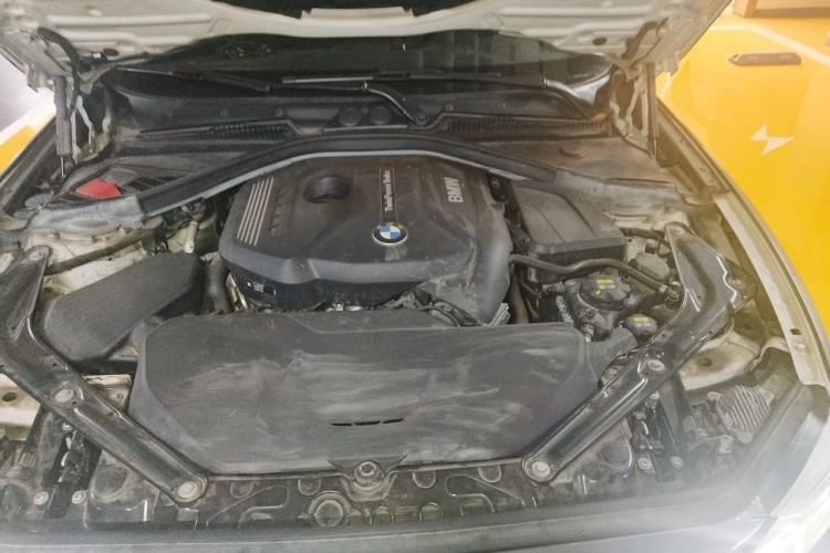 Used BMW 2 Series 2019 225i Convertible Coupe Sports Design Package Engine Bay