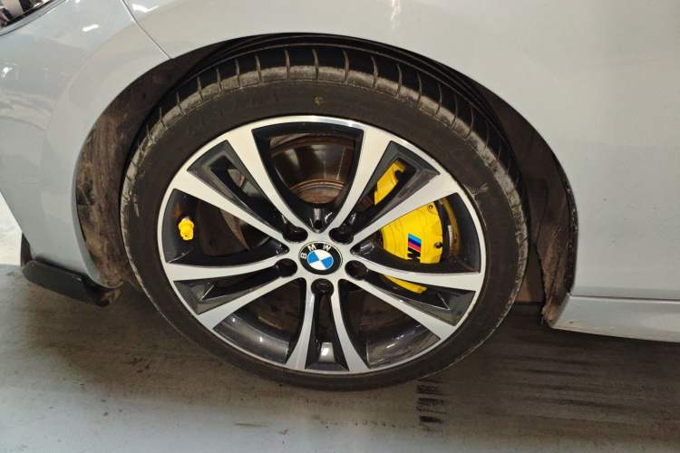 Used BMW 2 Series 2019 225i Sport Design Package Exterior 2